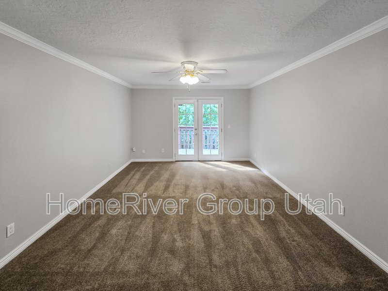 Move-in Ready! Beautiful 2 Bedroom Condo in Great Location! property image