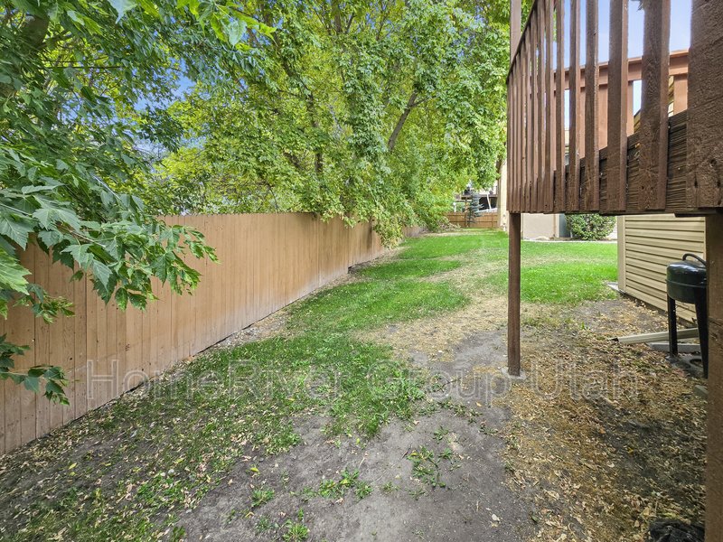 Move-in Ready! Beautiful 2 Bedroom Condo in Great Location! property image