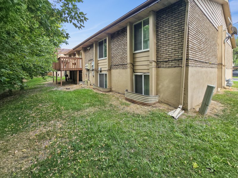 Move-in Ready! Beautiful 2 Bedroom Condo in Great Location! property image