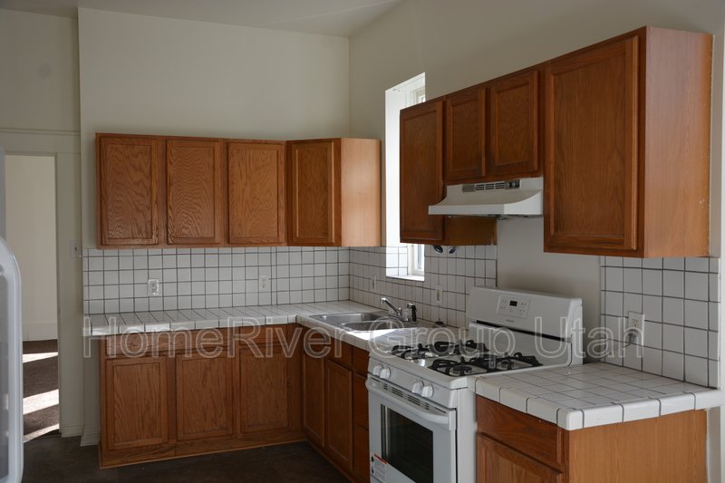 Apply Today! 254 W Fern Ave Apt 3 Salt Lake City, UT 84103 property image