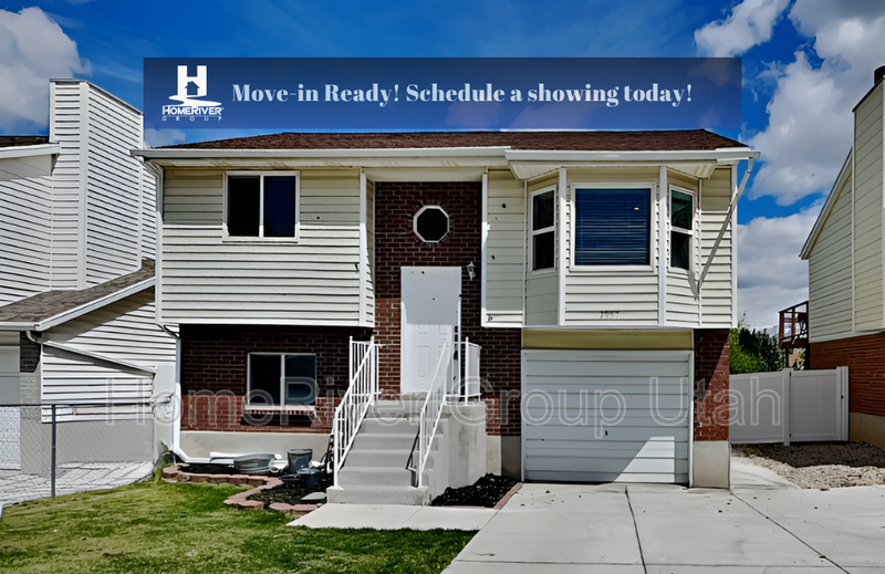 Move-in Ready! Beautiful 2 Bedroom Condo in Great Location! property image