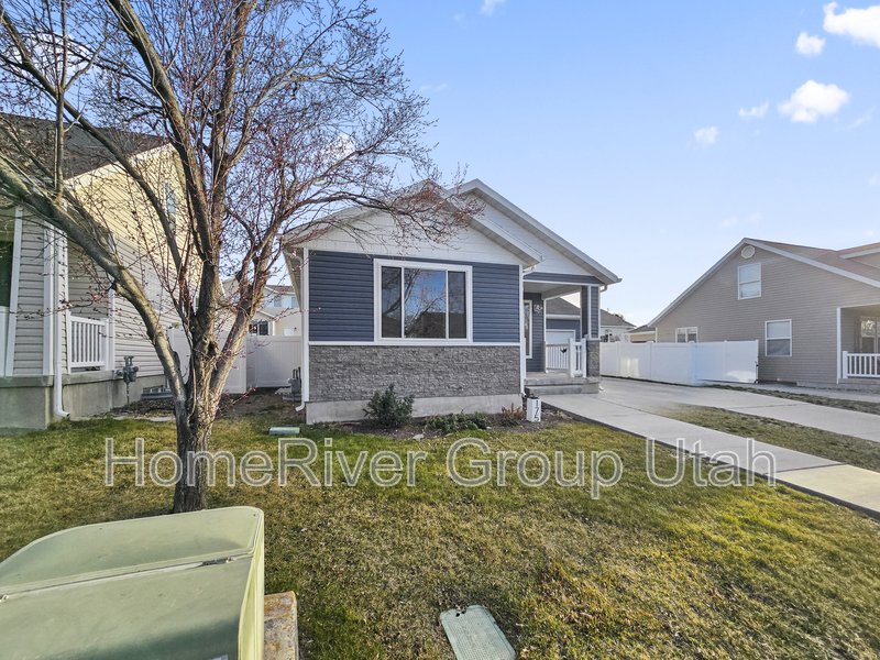Apply today! 175 W 1530 N Tooele, UT 84074 property image