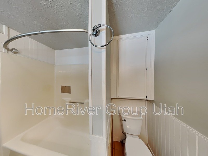 Apply today! 3240 E McNeill Cir, Cottonwood Heights, UT 84093 property image