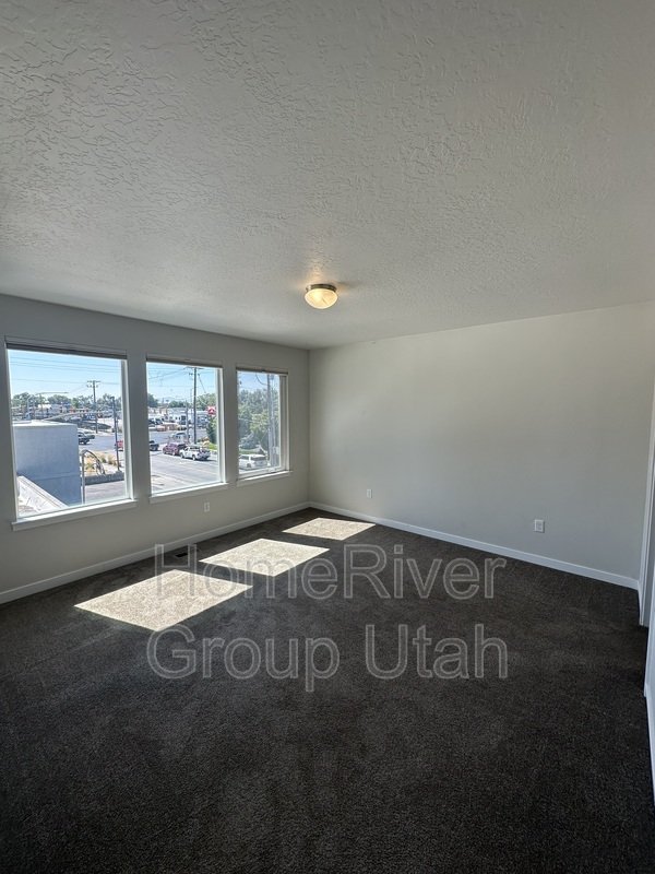 Apply today! 89 W BROOKLYN PARK LN, SOUTH SALT LAKE UT 84115 property image