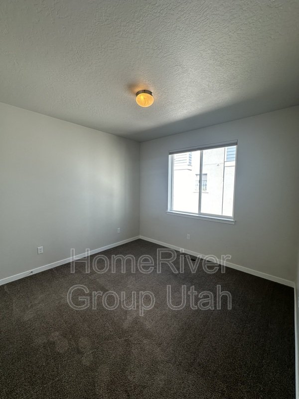 Apply today! 89 W BROOKLYN PARK LN, SOUTH SALT LAKE UT 84115 property image