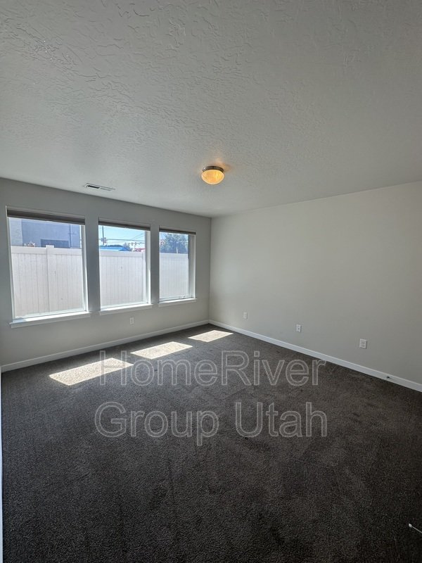 Apply today! 89 W BROOKLYN PARK LN, SOUTH SALT LAKE UT 84115 property image
