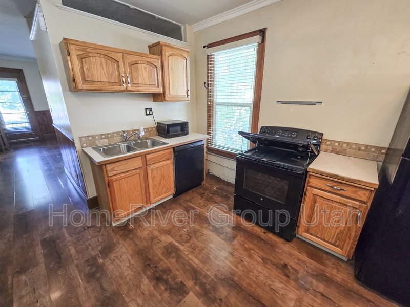 Apply Today! 1636 S 500 E Apt 2 Salt Lake City, UT 84105 property image