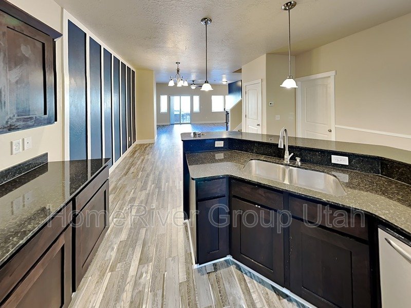 Unique South Salt Lake Townhome with Private Studio &amp;amp;amp;amp;amp;amp;amp;amp;amp;amp;amp property image
