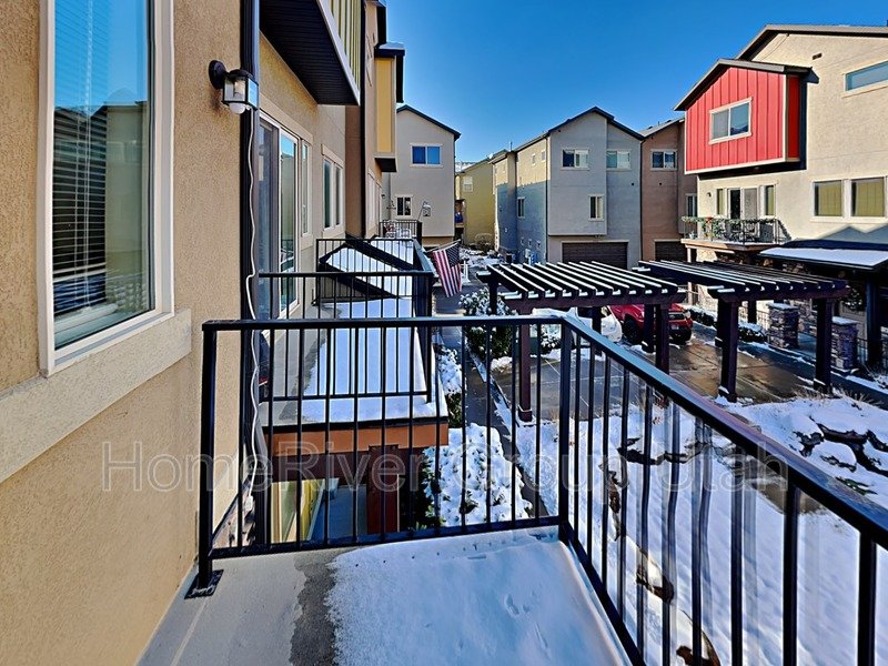 Unique South Salt Lake Townhome with Private Studio &amp;amp;amp;amp;amp;amp;amp;amp;amp;amp;amp property image