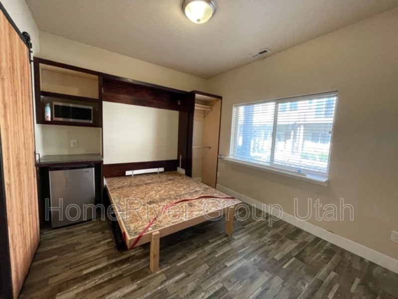 Unique South Salt Lake Townhome with Private Studio &amp;amp;amp;amp;amp;amp;amp;amp;amp;amp;amp property image
