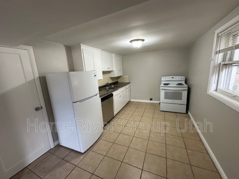 Spacious 3-Bedroom Basement Apartment Near Sugar House property image