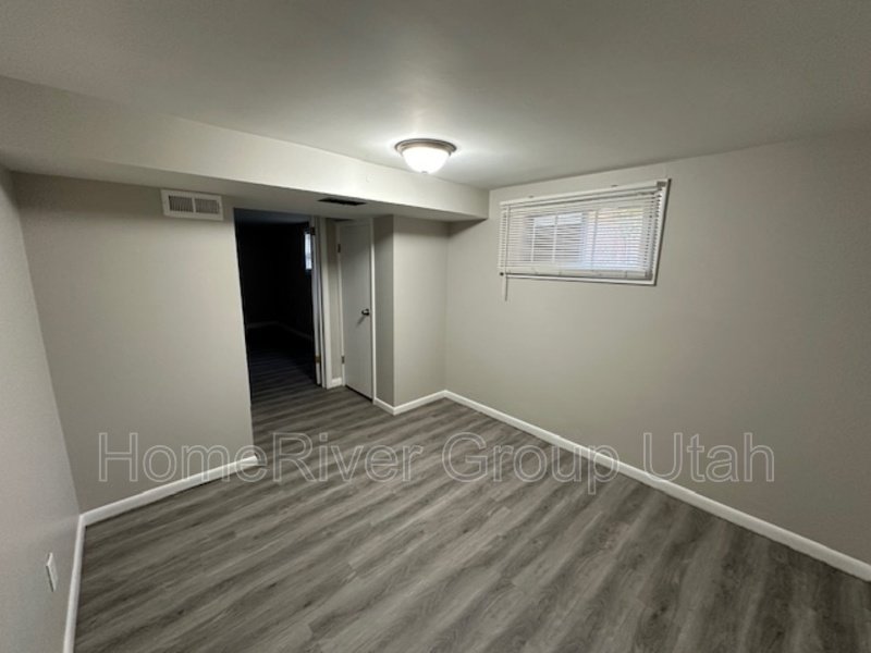 Spacious 3-Bedroom Basement Apartment Near Sugar House property image