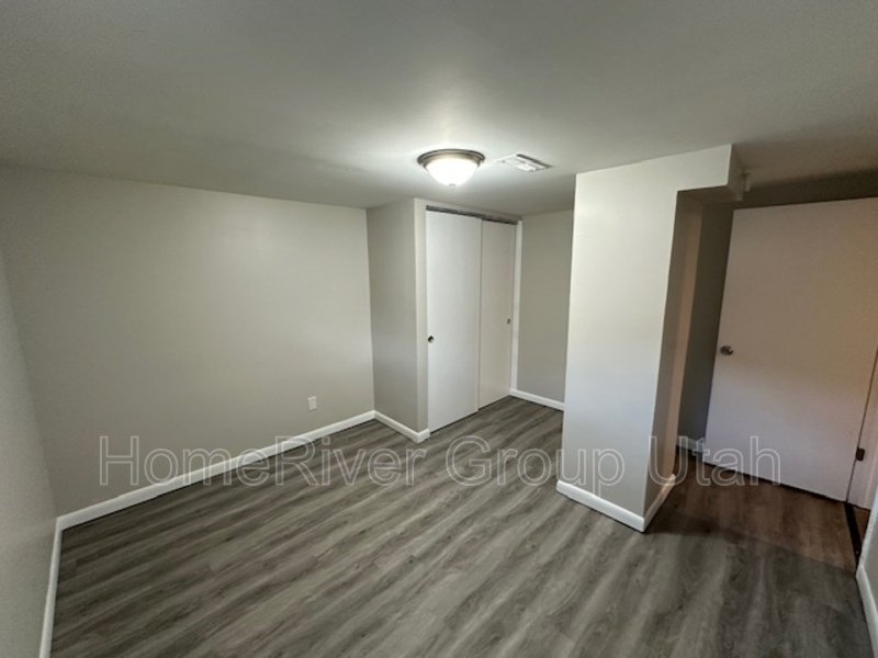 Spacious 3-Bedroom Basement Apartment Near Sugar House property image