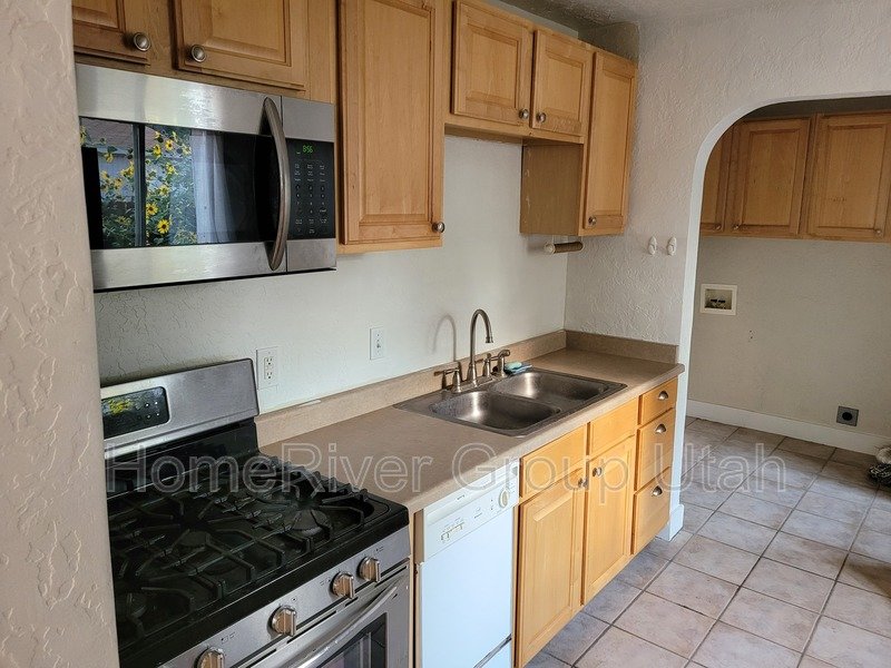 Charming 2-Bedroom Home Just One Block from Liberty Park! property image