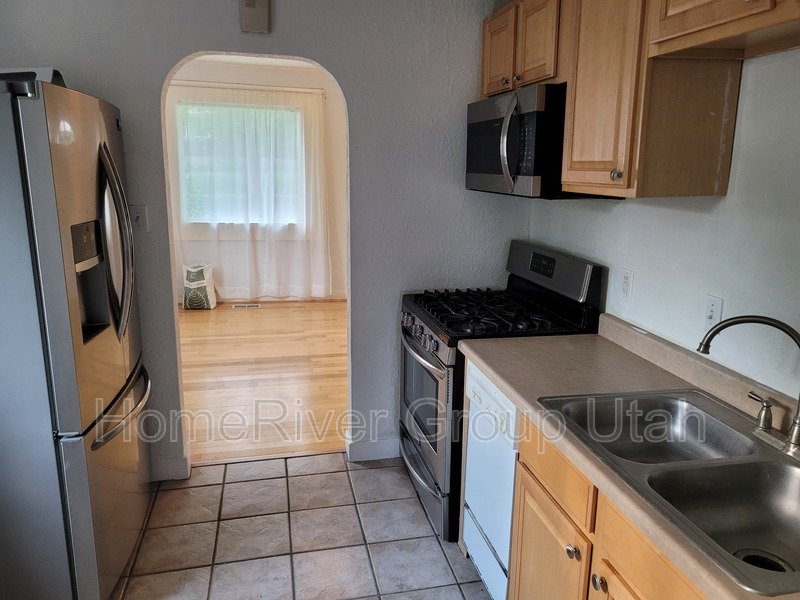Charming 2-Bedroom Home Just One Block from Liberty Park! property image