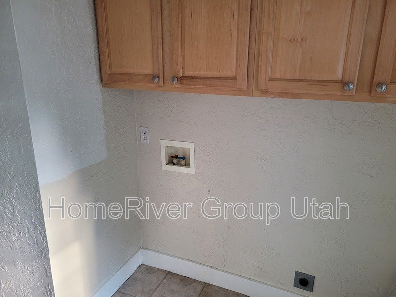 Charming 2-Bedroom Home Just One Block from Liberty Park! property image
