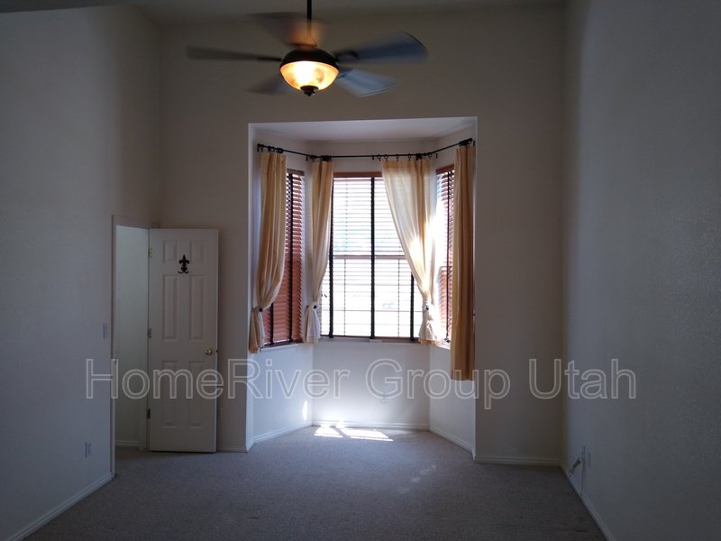 Apply today! 985 E Senior Band Road property image