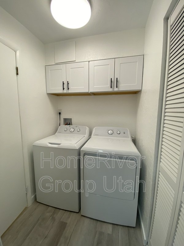 Completely renovated town home!! property image