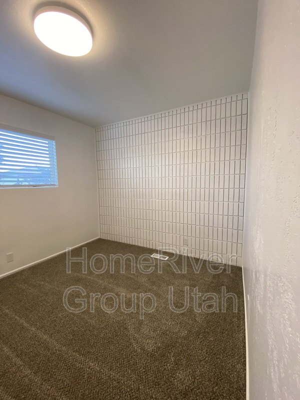 Completely renovated town home!! property image