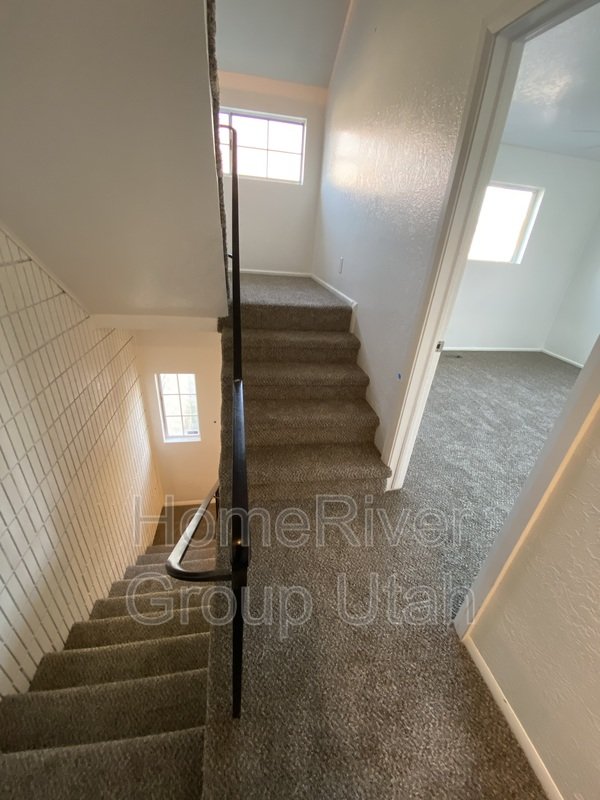 Completely renovated town home!! property image