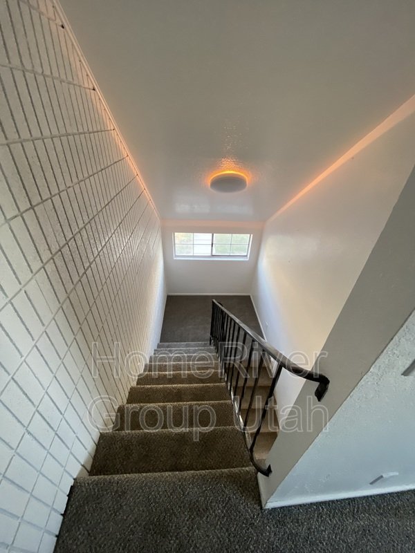 Completely renovated town home!! property image