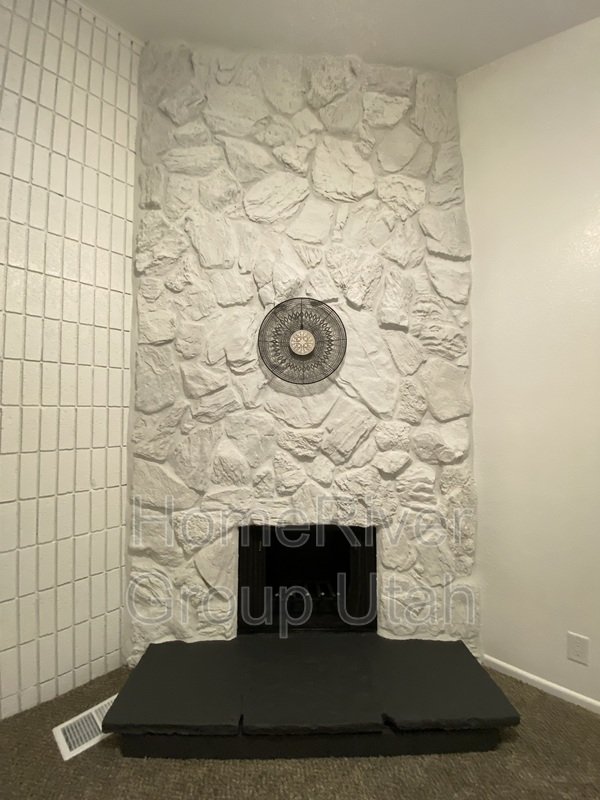 Completely renovated town home!! property image