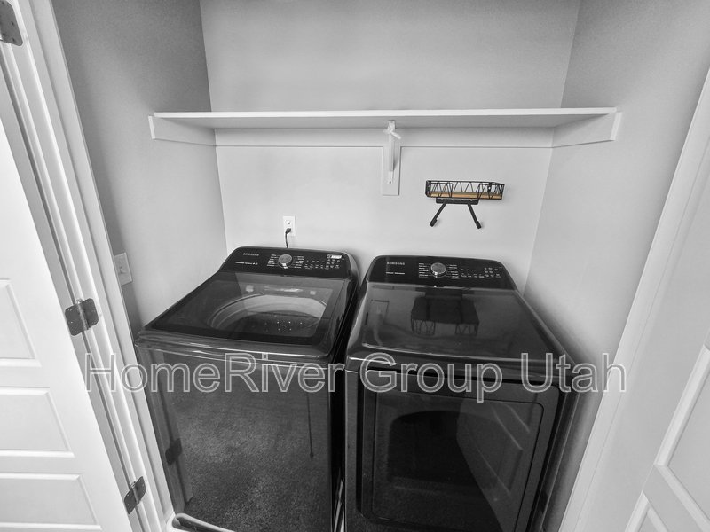 15218 S Wild Horse Way property image