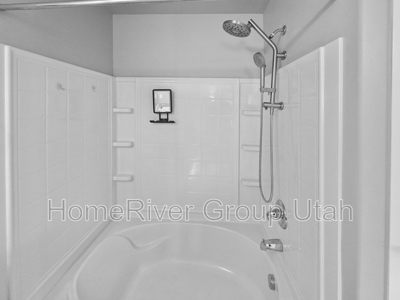 15218 S Wild Horse Way property image