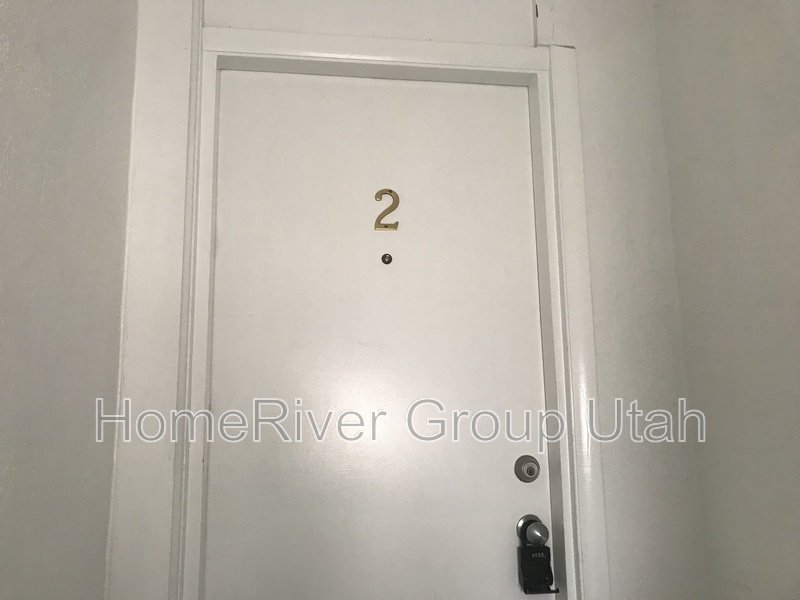 Cute One Bedroom Close to Downtown!! property image