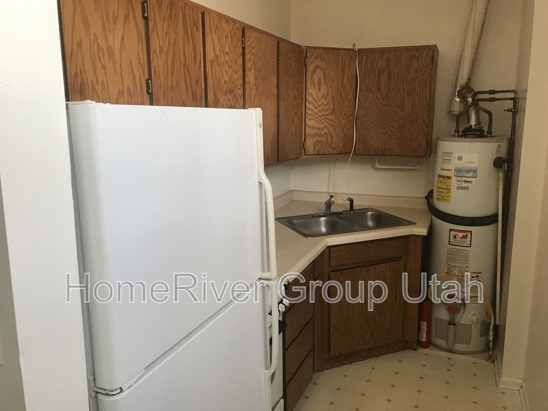 Cute One Bedroom Close to Downtown!! property image