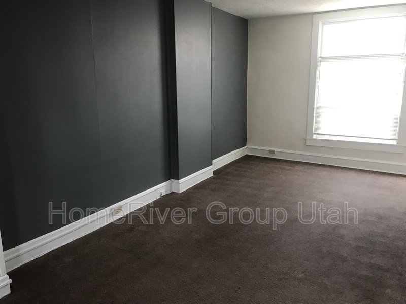 Cute One Bedroom Close to Downtown!! property image
