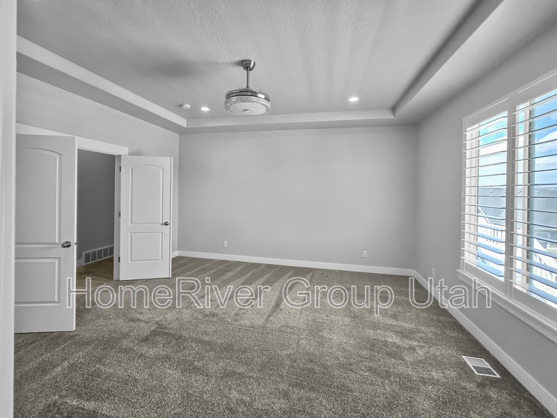 Lake Utah | 5 Beds | Pets Welcome property image