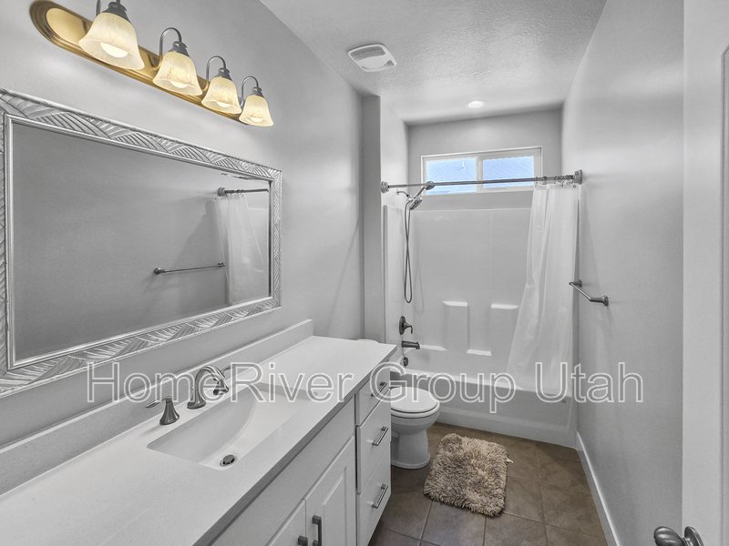 Lake Utah | 5 Beds | Pets Welcome property image