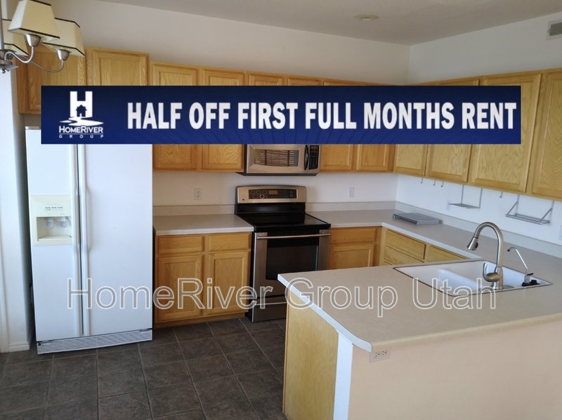 Apply today! 985 E Senior Band Road property image