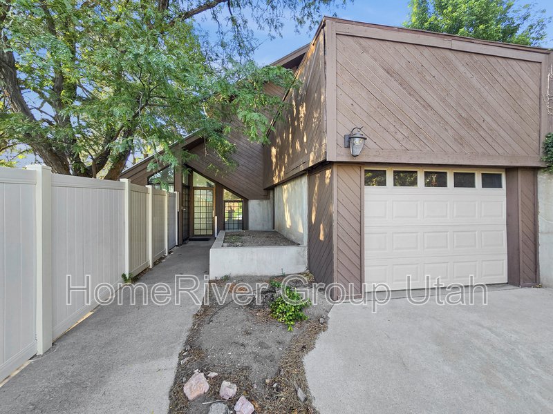 Apply today! 2266 S WASATCH DR UNIT 2 SALT LAKE CITY UT 84109 property image