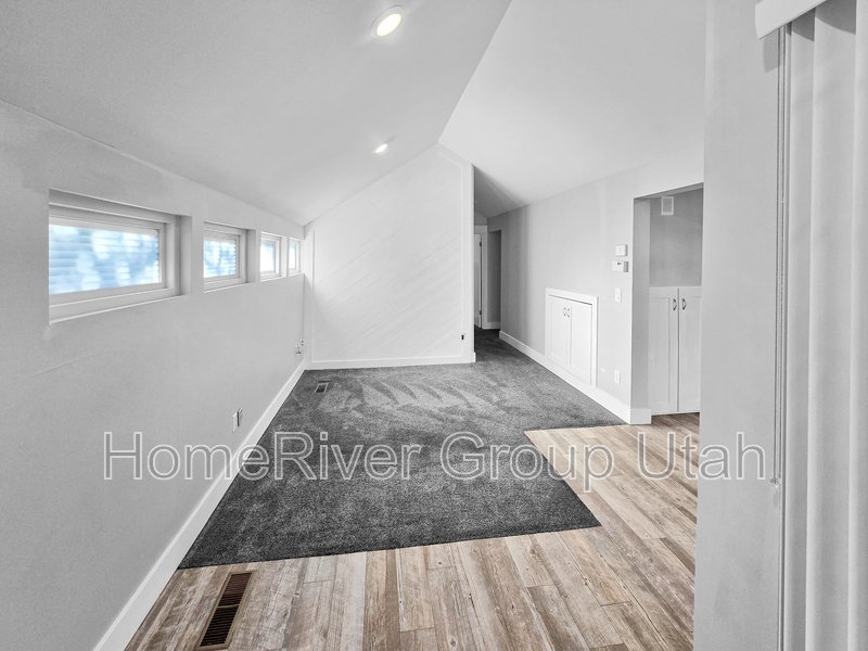 Apply today! 2266 S WASATCH DR UNIT 2 SALT LAKE CITY UT 84109 property image