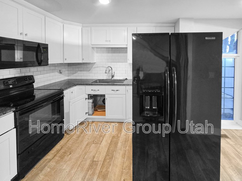 Apply today! 2266 S WASATCH DR UNIT 2 SALT LAKE CITY UT 84109 property image