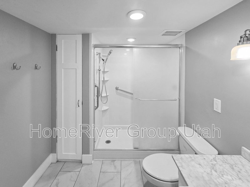 Apply today! 2266 S WASATCH DR UNIT 2 SALT LAKE CITY UT 84109 property image