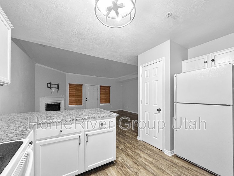 Charming 3-Bedroom Home in North Salt Lake with Spacious Fenced Yard property image