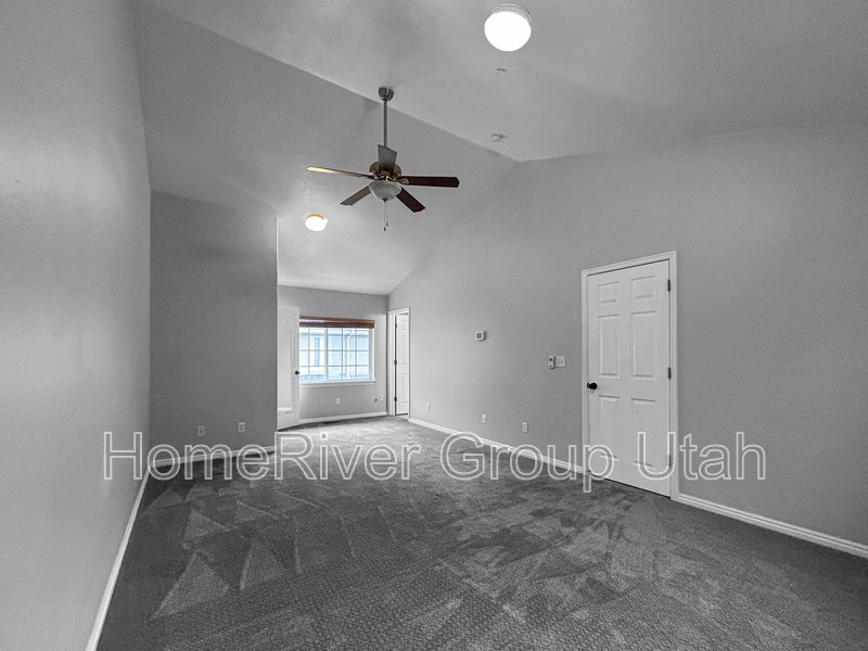 Charming 3-Bedroom Home in North Salt Lake with Spacious Fenced Yard property image