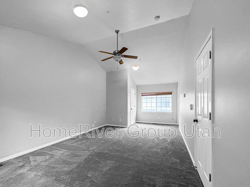 Charming 3-Bedroom Home in North Salt Lake with Spacious Fenced Yard property image