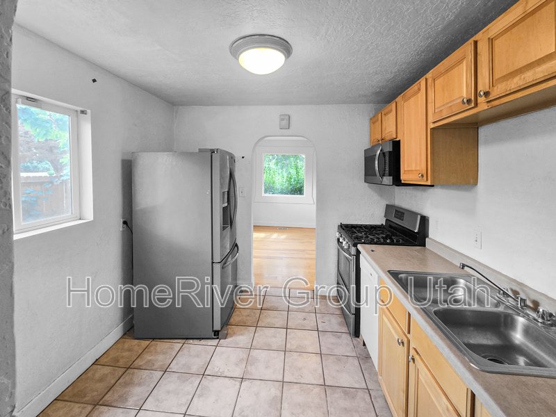 Charming 2-Bedroom Home Just One Block from Liberty Park! property image