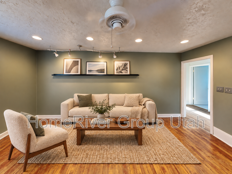 Fantastic 4 Bed/ 2 Bath House Close to Downtown, Freeway and More! property image