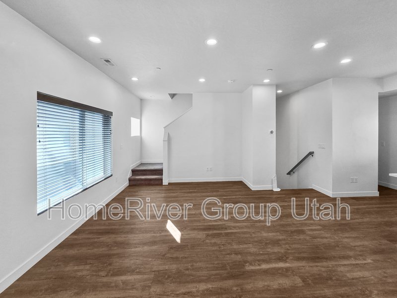 Apply today! 1660 Major Street, Unit 28 property image