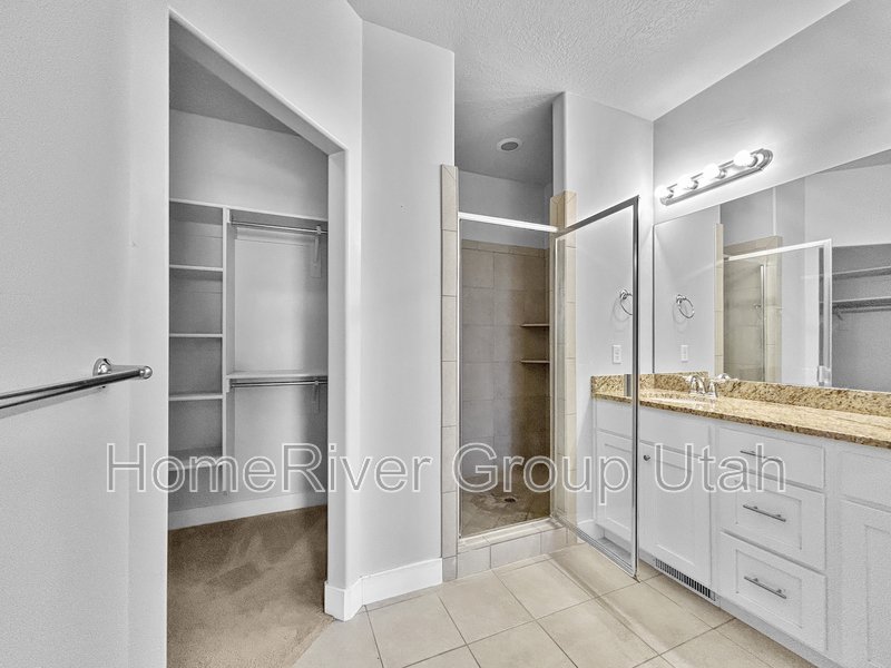 Apply Today! 857 S. Fairway Lane property image