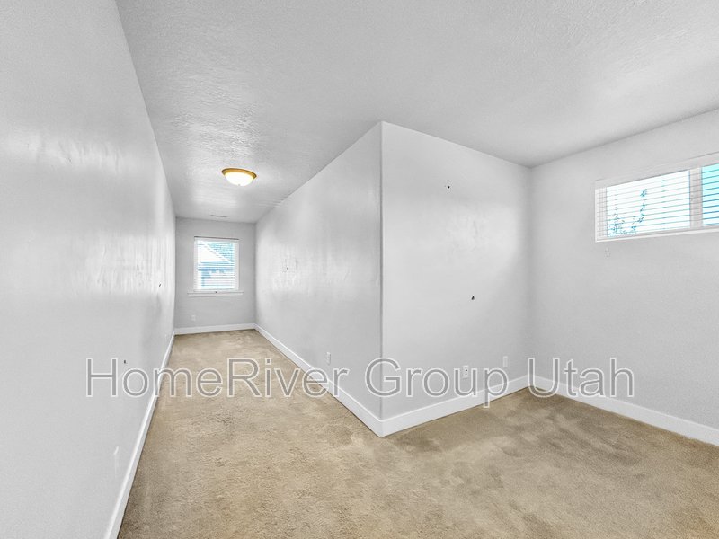 Apply Today! 857 S. Fairway Lane property image