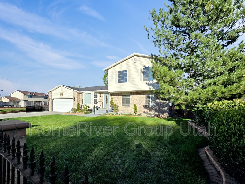 4785 S Bayport Way property image