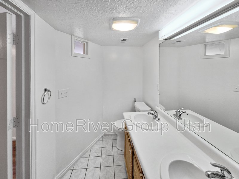 4785 S Bayport Way property image