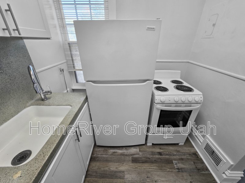 APPLY TODAY! 1277 E 100 S #6 property image