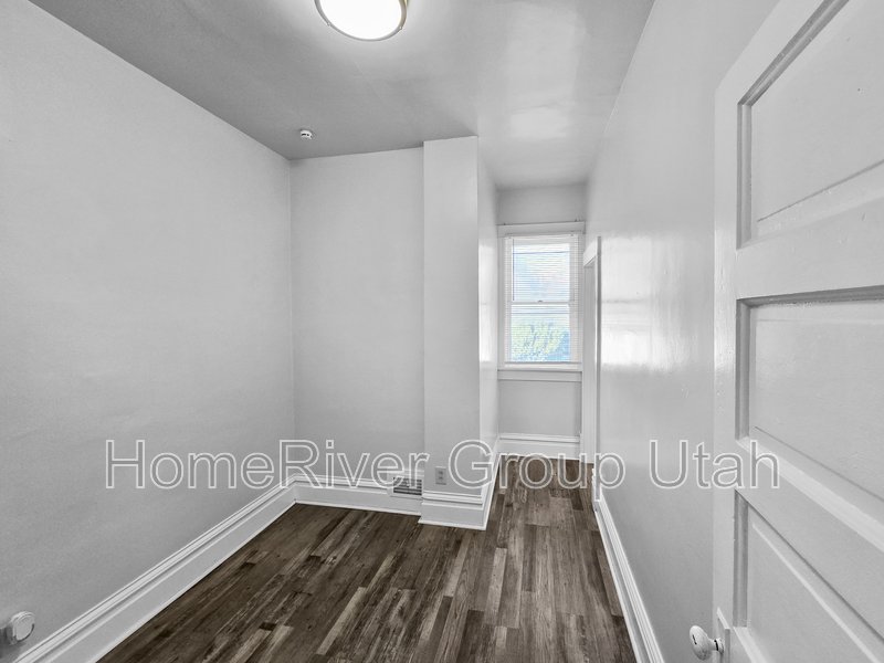 APPLY TODAY! 1277 E 100 S #6 property image